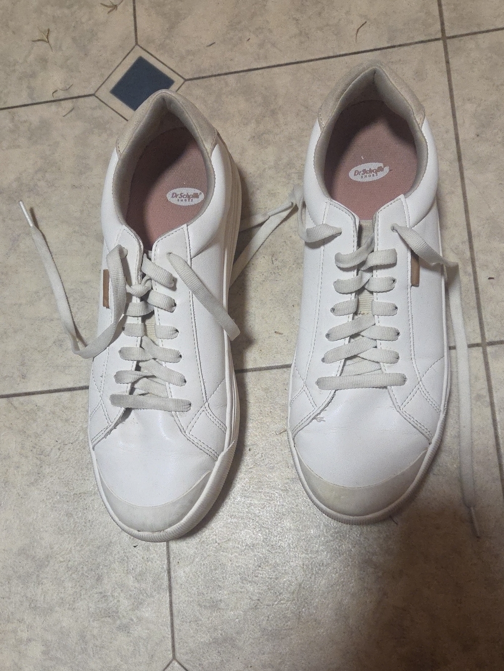Dr. Scholl's White Athletic Shoes Size 9.5 M
